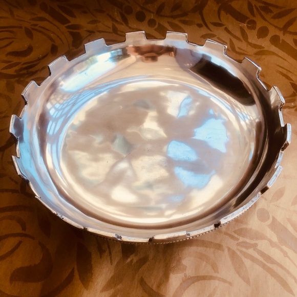 Monumental LISA JENKS Bowl - Picture 4 of 15